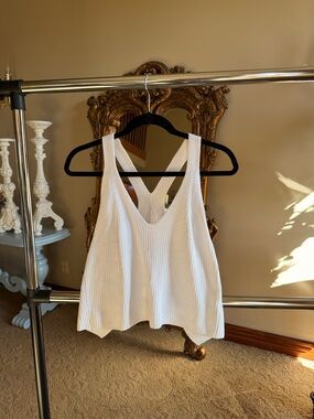 Bailey 44 White Ribbed V-Neck Tank